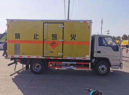 成都爆破器材运输车